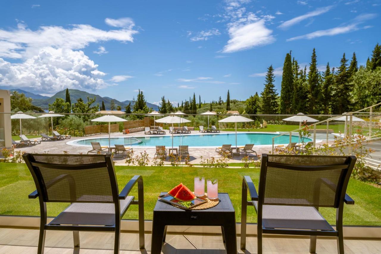 Ephyra Hotel Sívota Buitenkant foto
