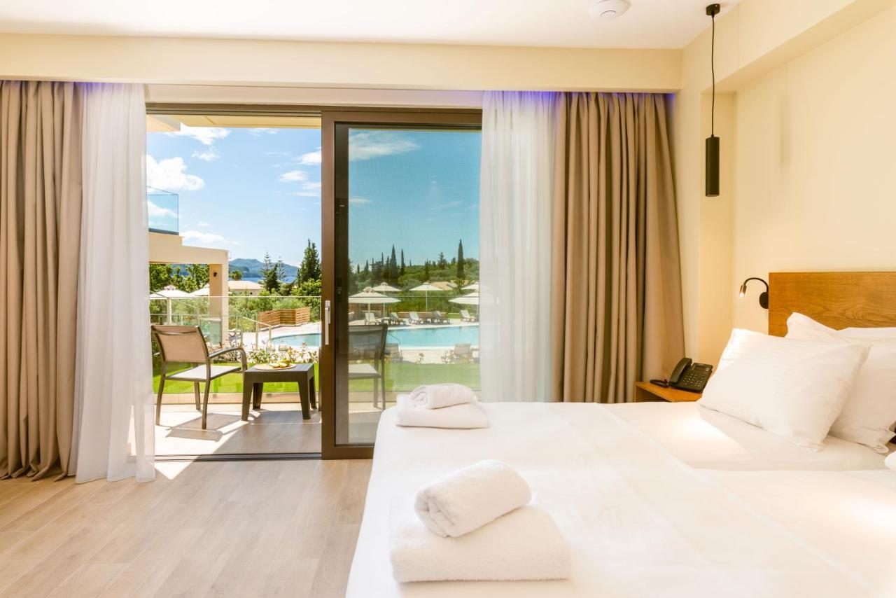 Ephyra Hotel Sívota Buitenkant foto