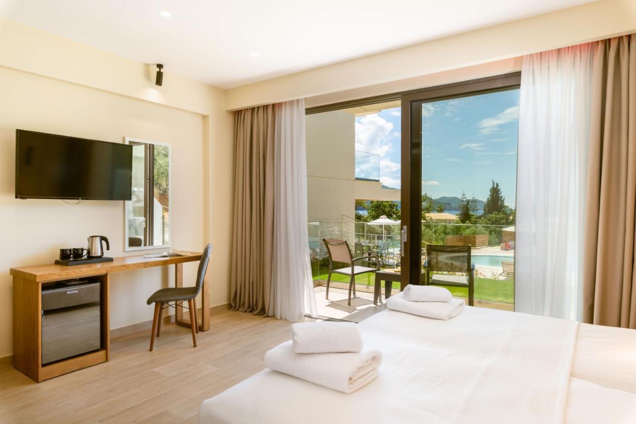 Ephyra Hotel Sívota Buitenkant foto