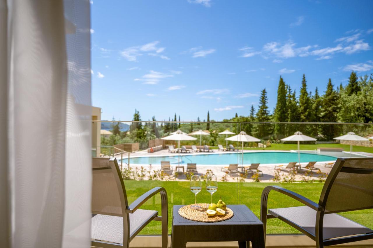 Ephyra Hotel Sívota Buitenkant foto